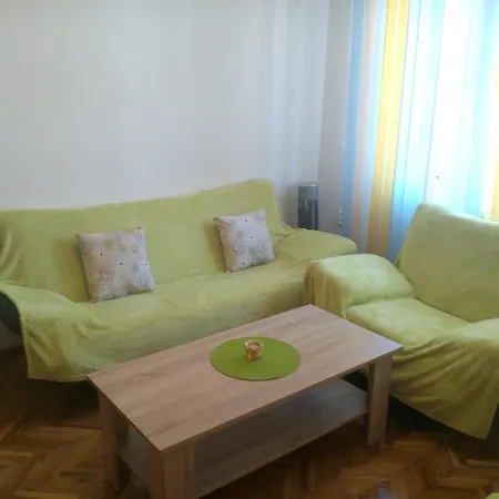 Guest house апартамент Eli *
